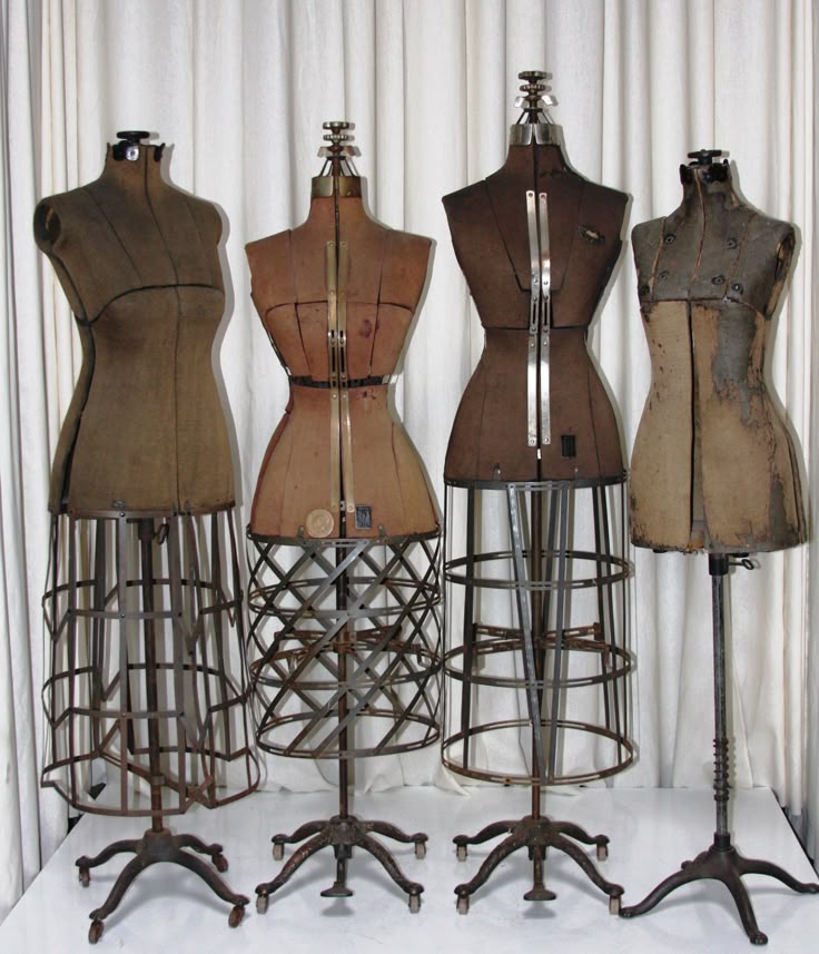 How to Choose: What Dress Form Is Right for Me?